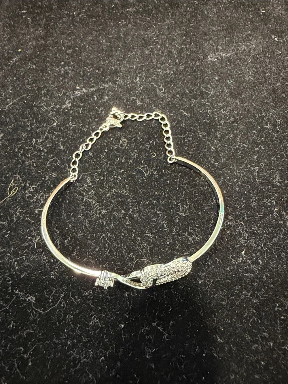 Silvertone Heart Infinity Bracelet, NIB, NWOT
